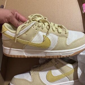 Women’s Low Dunk Nike Lemon and White Casual Sneakers